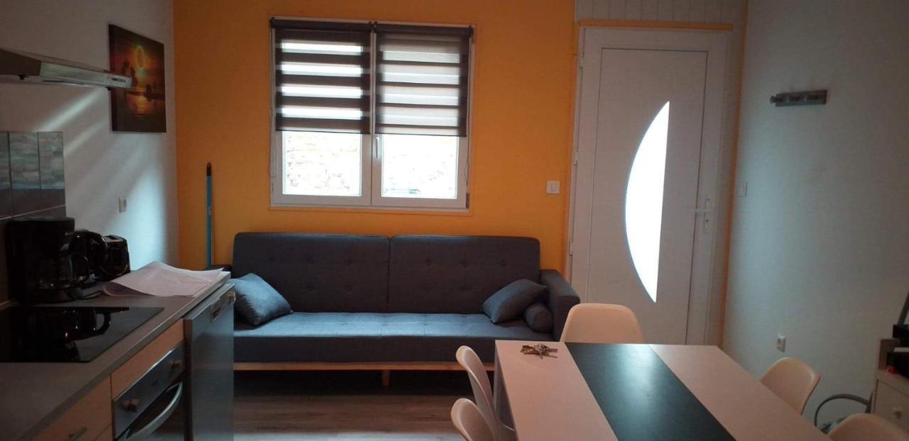 La Riviera Apartment La Fere Bagian luar foto